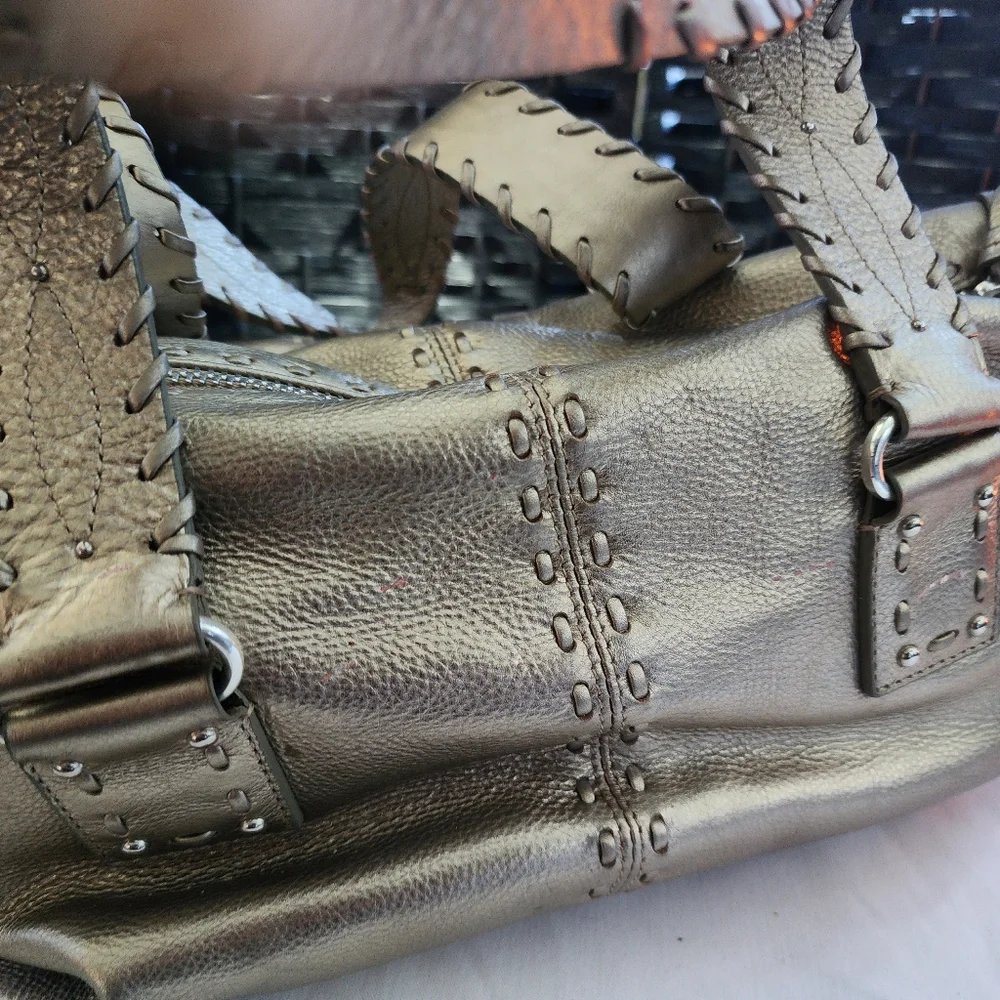Purse - Picture 2 of 3